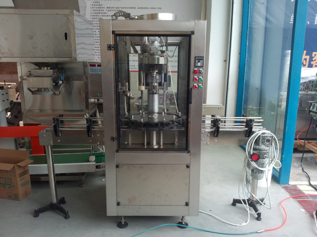 自動インライン ロップ キャップ キャッピング.jpg