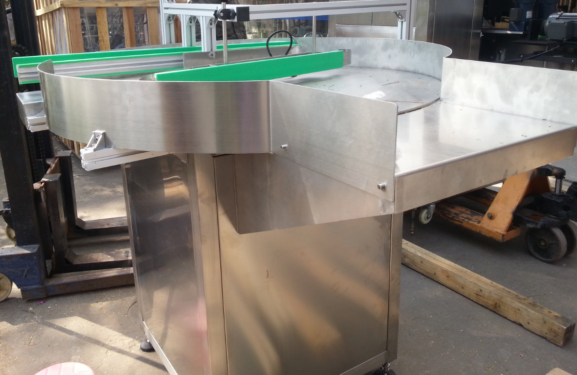 bottle unscrambler machines ボトル解読装備.jpg