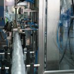 自動ボトル充填、キャップ、ラベリング、カートン詰め、オーバーラッピングマシン