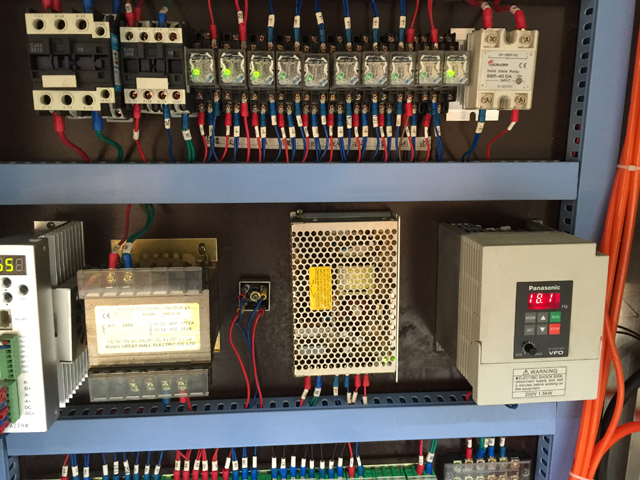 wire board for filler sealer equipment チューブ フィラー シーラー.jpg
