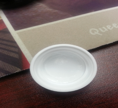 caps for screw capping machine キャップ.jpg