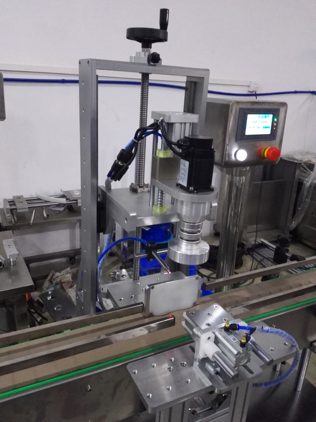 シングルヘッドキャッピングマシン jars.jpg