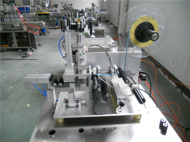 pneumatic labeling machinery ラベル付けワイヤー電気.jpg