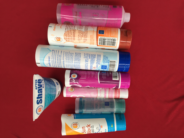 4 tubes in a row sealing samples チューブシーラー 4 IN A ROW.jpg