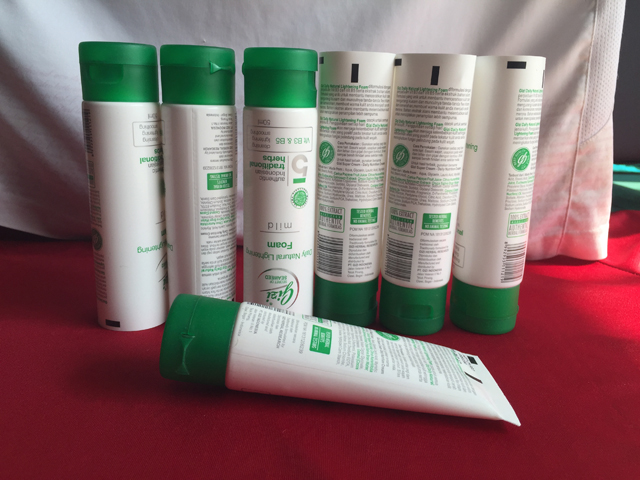 skin care tubes 顧客から送られたチューブサンプル.jpg