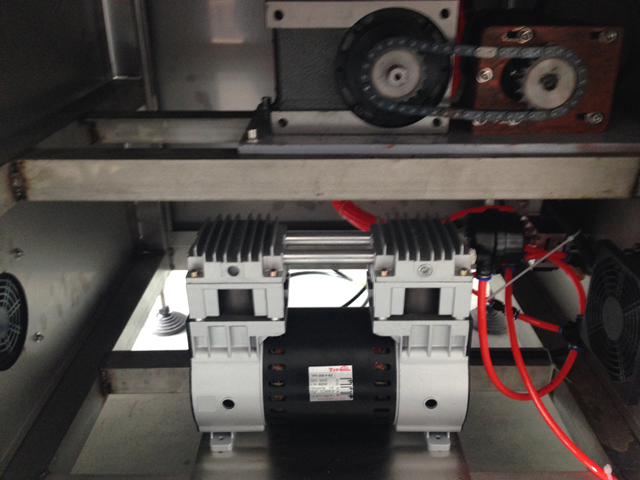 vacuum pump part from vacuum capping machine 真空ポンプタンク.jpg