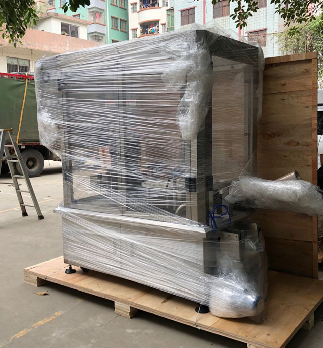 木箱入りクリームジャーキャッピングマシン